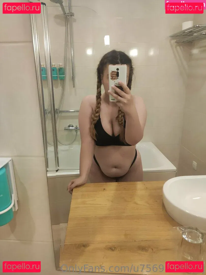 u7569845743j Onlyfans Photo Gallery 