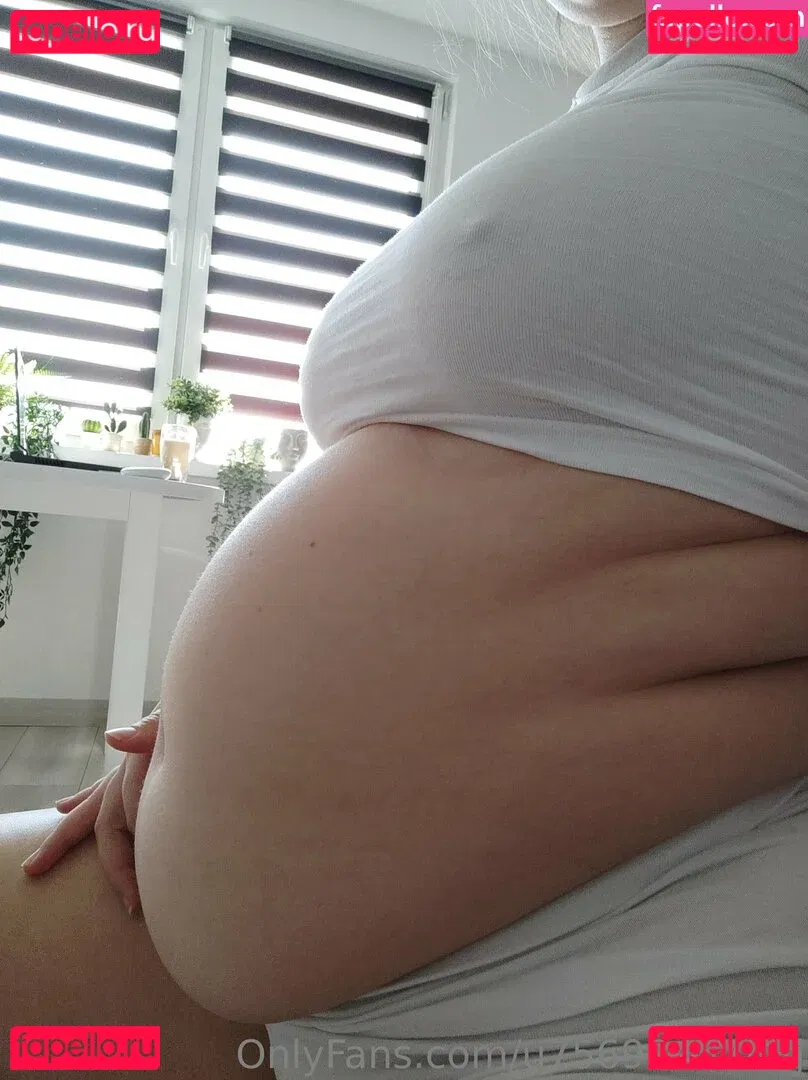 u7569845743j Onlyfans Photo Gallery 