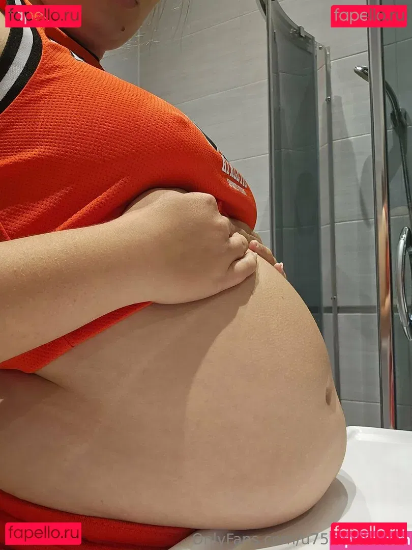 u7569845743j Onlyfans Photo Gallery 