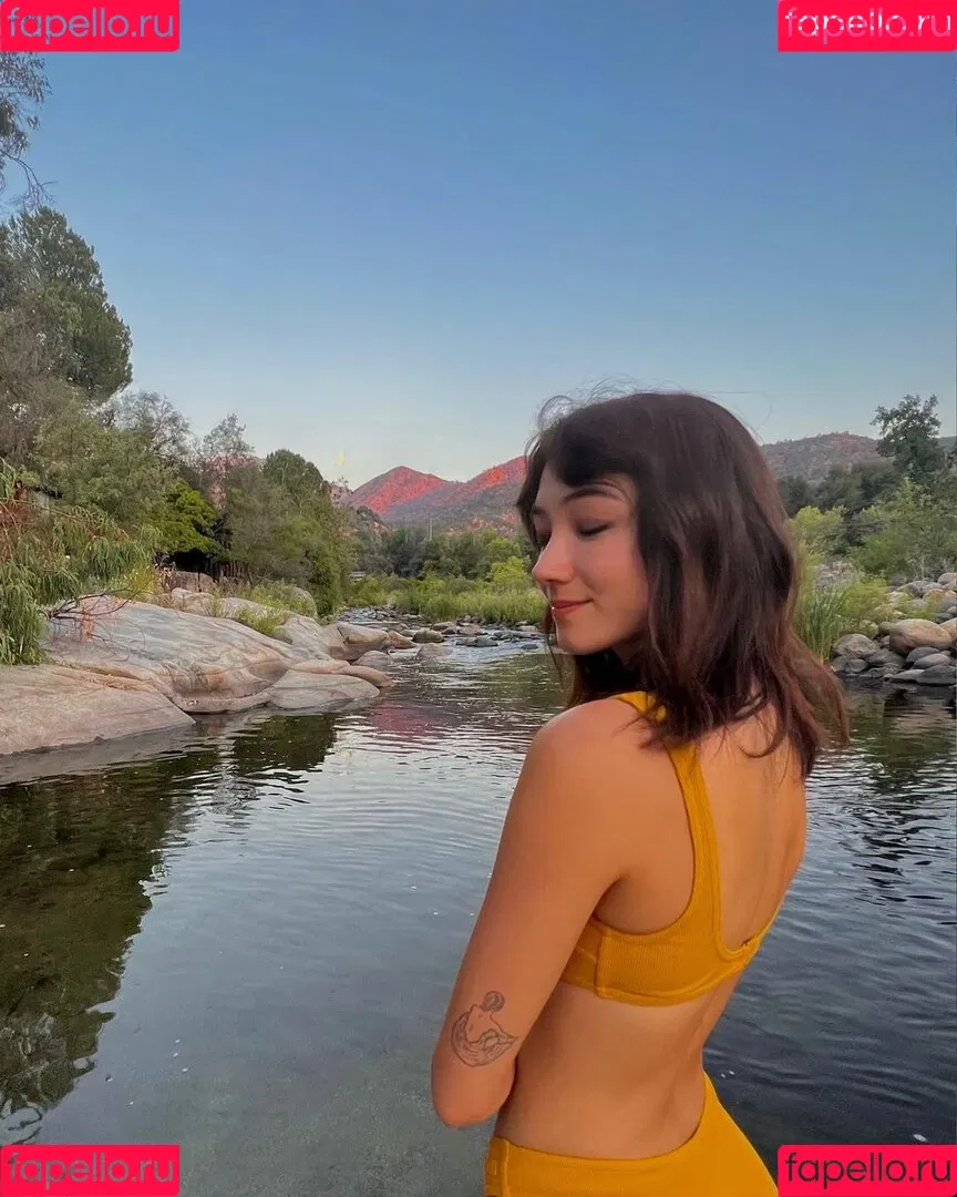 Natasha Liu Bordizzo Onlyfans Photo Gallery 