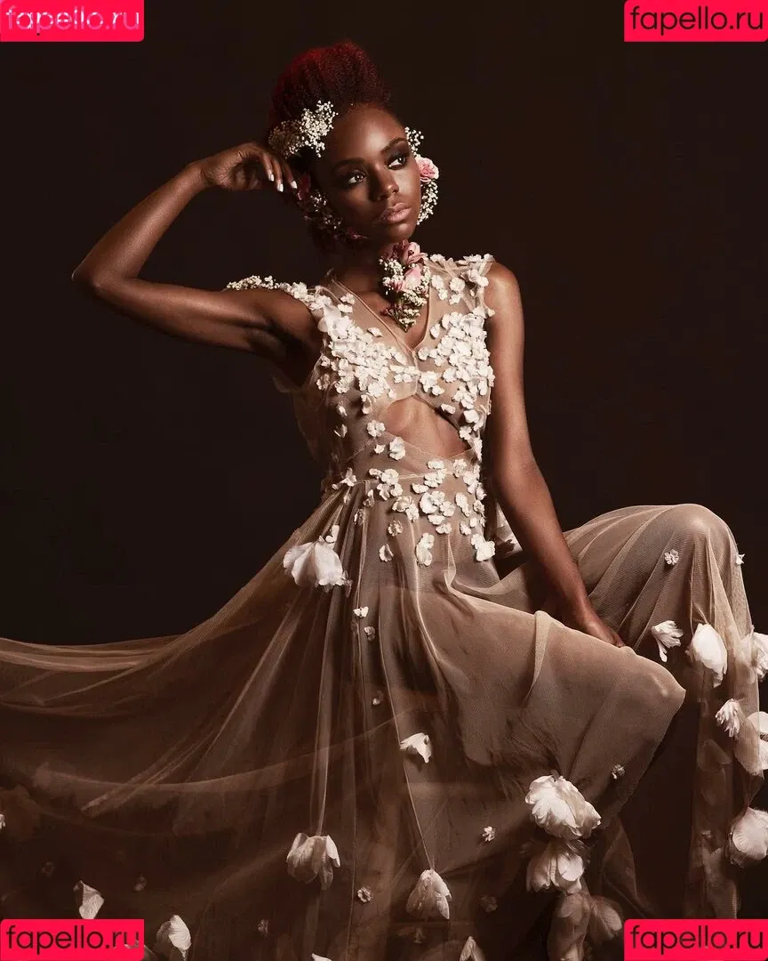 Ashleigh Murray Onlyfans Photo Gallery 