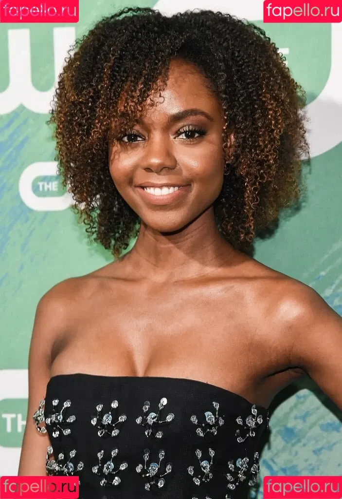 Ashleigh Murray Onlyfans Photo Gallery 