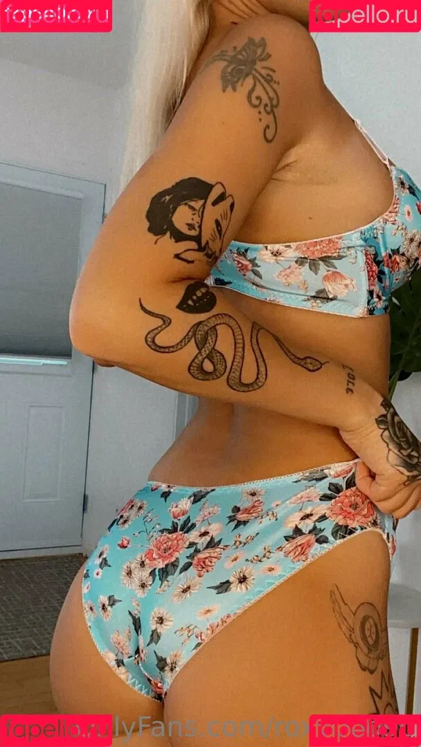 Kitty Mom Onlyfans Photo Gallery 