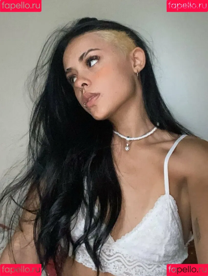 Kawencinha Onlyfans Photo Gallery 