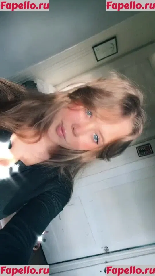 Emily Kyte Onlyfans Photo Gallery 