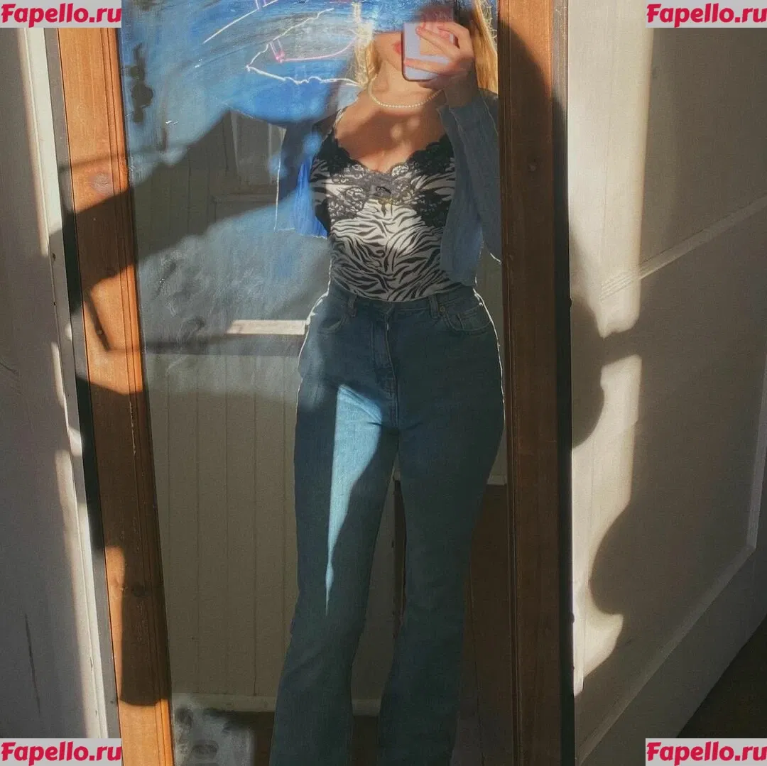 Emily Kyte Onlyfans Photo Gallery 