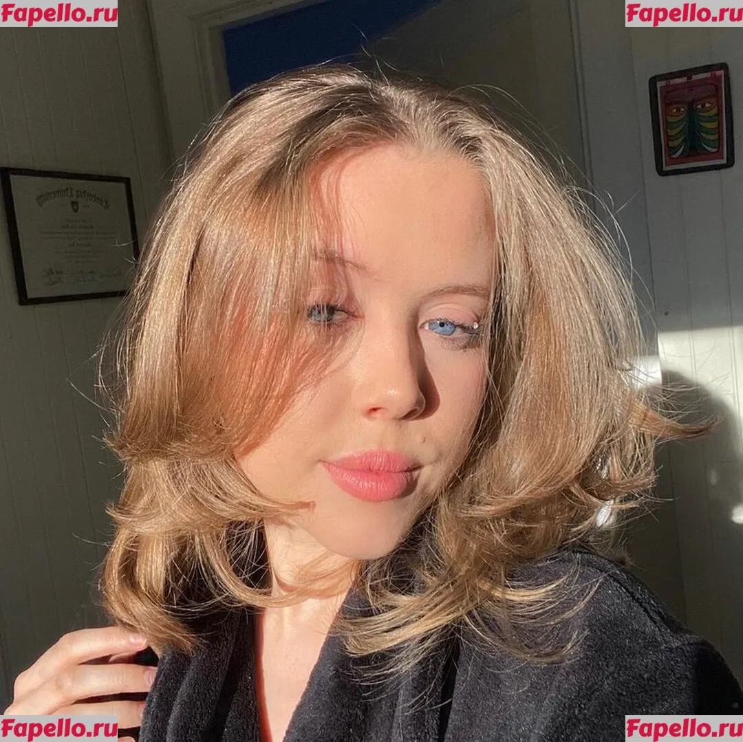 Emily Kyte Onlyfans Photo Gallery 