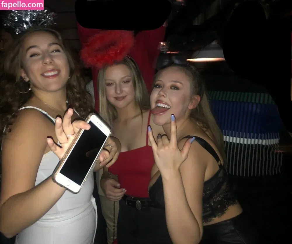 Emily Kyte Onlyfans Photo Gallery 