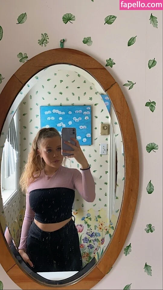 Emily Kyte Onlyfans Photo Gallery 