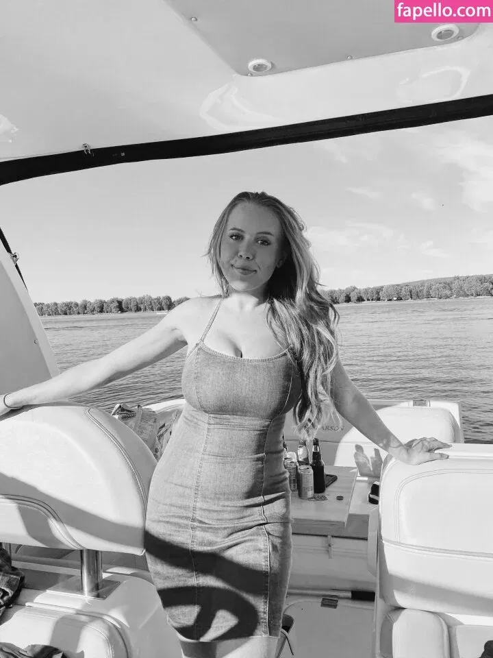 Emily Kyte Onlyfans Photo Gallery 