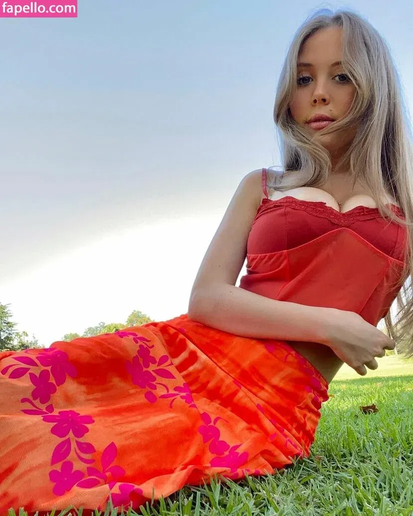 Emily Kyte Onlyfans Photo Gallery 