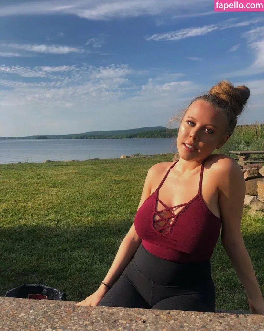 Emily Kyte Onlyfans Photo Gallery 