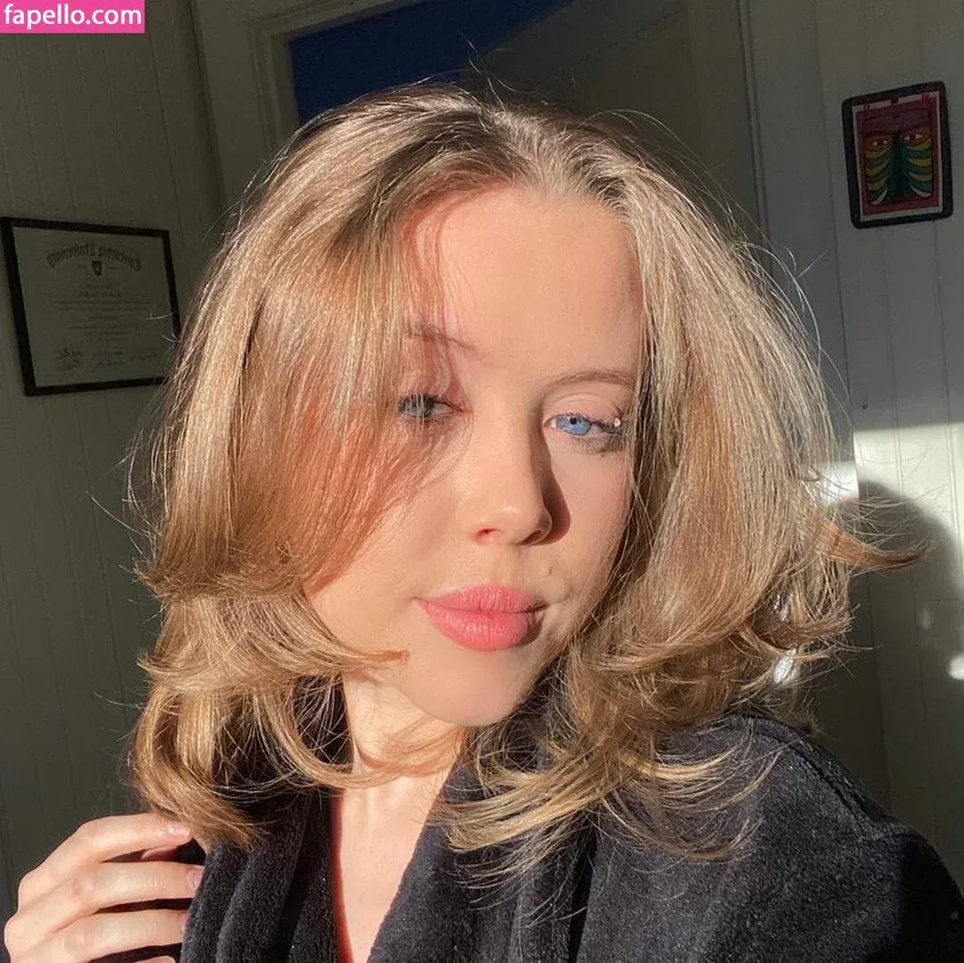 Emily Kyte Onlyfans Photo Gallery 