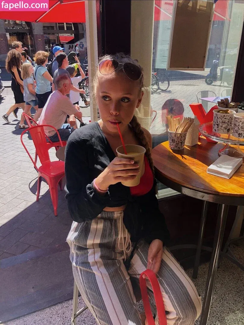 Emily Kyte Onlyfans Photo Gallery 