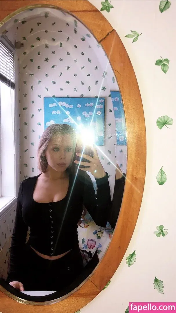 Emily Kyte Onlyfans Photo Gallery 