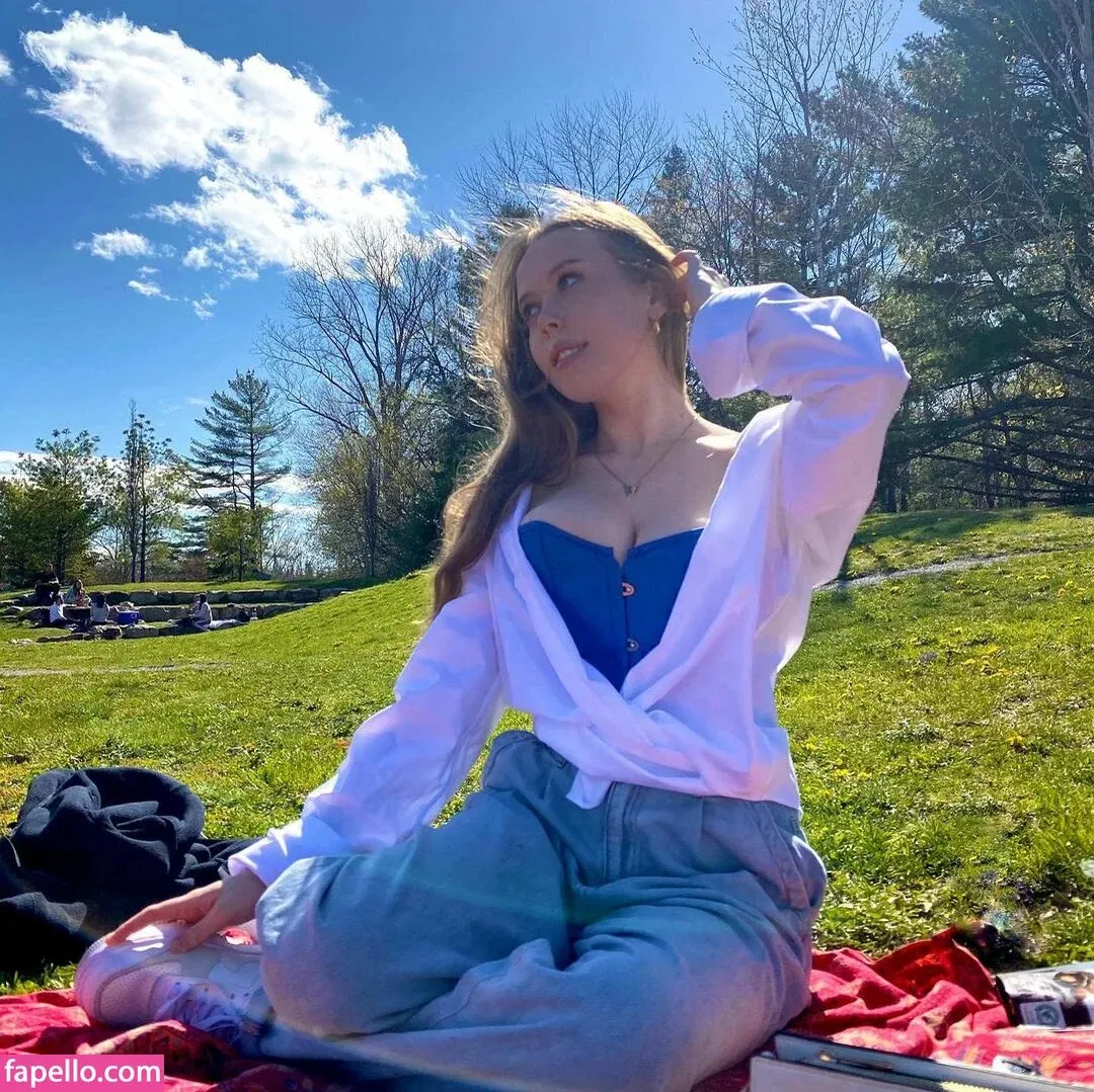 Emily Kyte Onlyfans Photo Gallery 