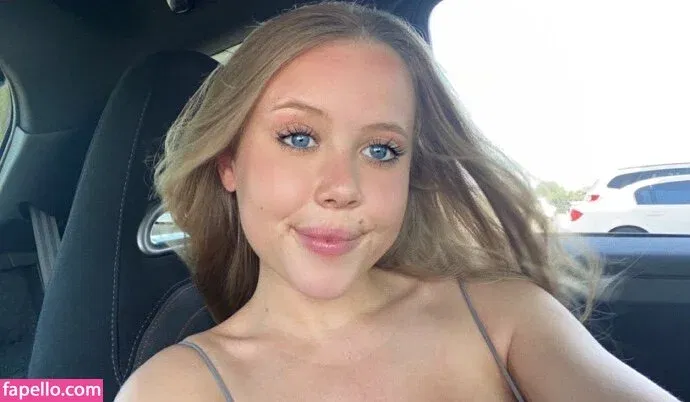 Emily Kyte Onlyfans Photo Gallery 