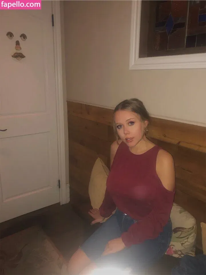 Emily Kyte Onlyfans Photo Gallery 