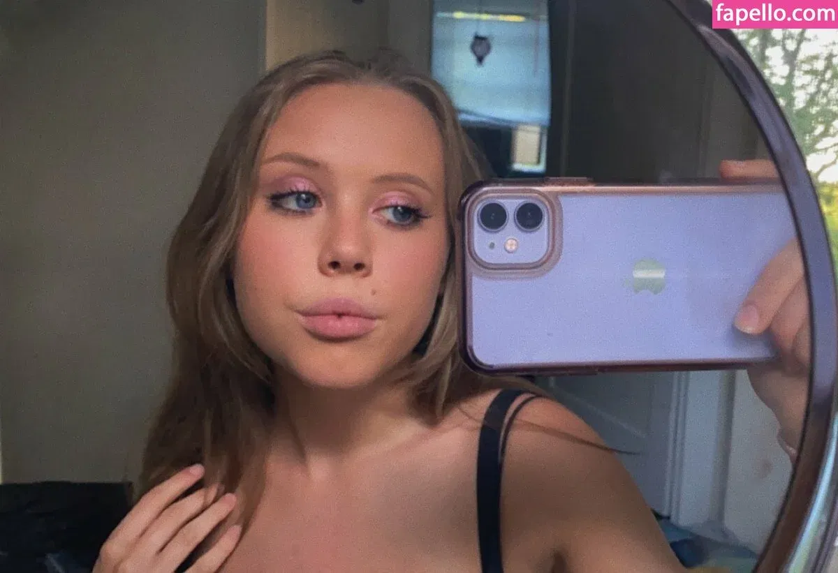 Emily Kyte Onlyfans Photo Gallery 