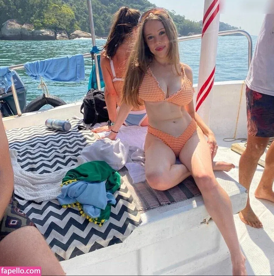 Emily Kyte Onlyfans Photo Gallery 