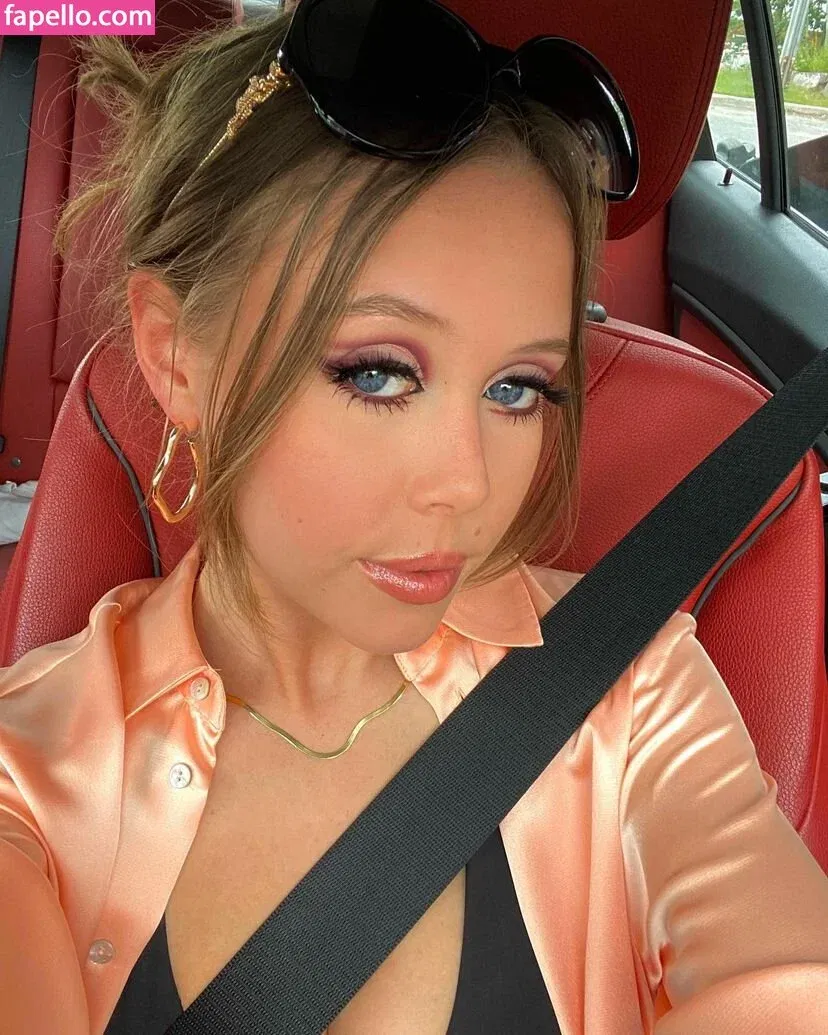 Emily Kyte Onlyfans Photo Gallery 