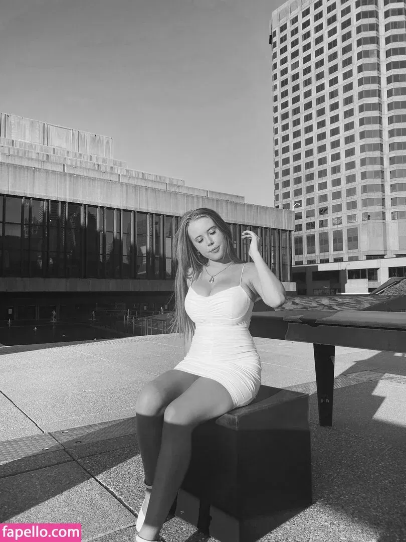 Emily Kyte Onlyfans Photo Gallery 