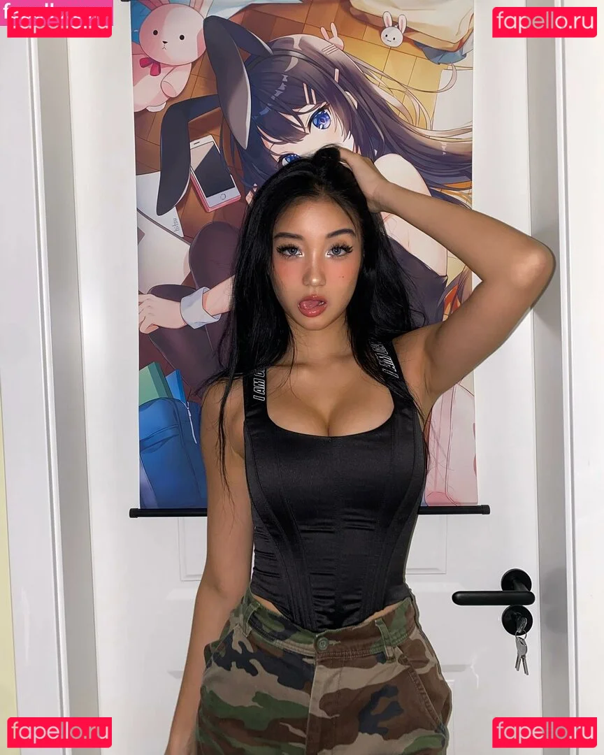 nopearii Onlyfans Photo Gallery 