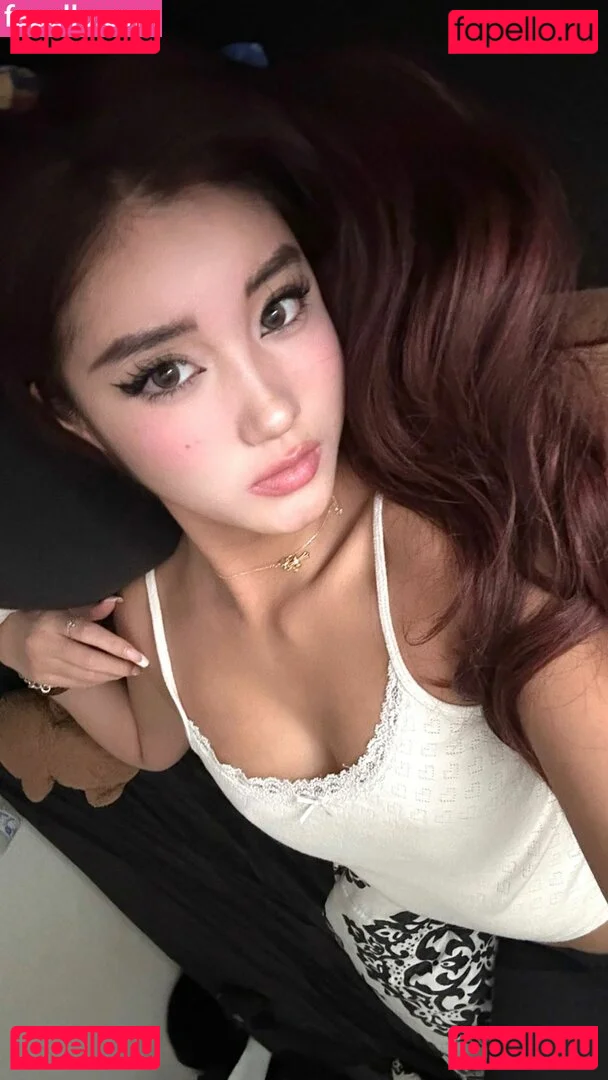 nopearii Onlyfans Photo Gallery 