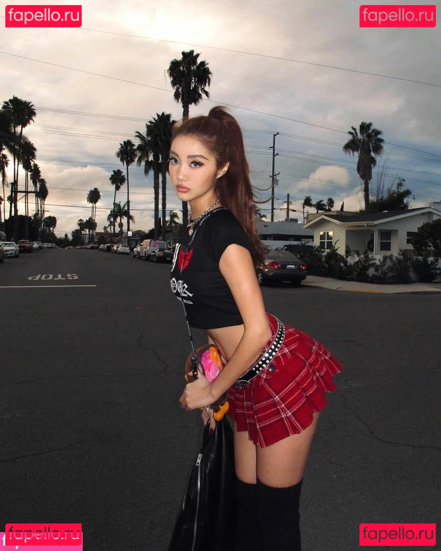 nopearii Onlyfans Photo Gallery 