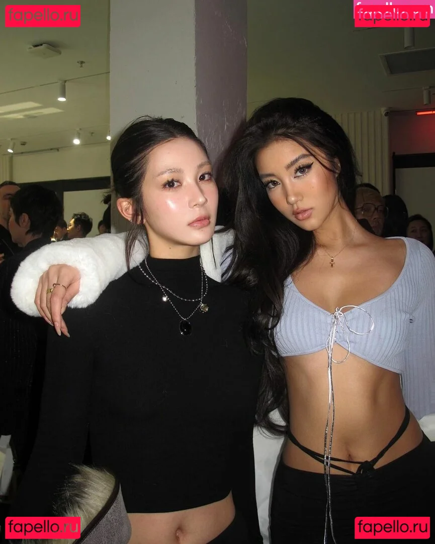 nopearii Onlyfans Photo Gallery 