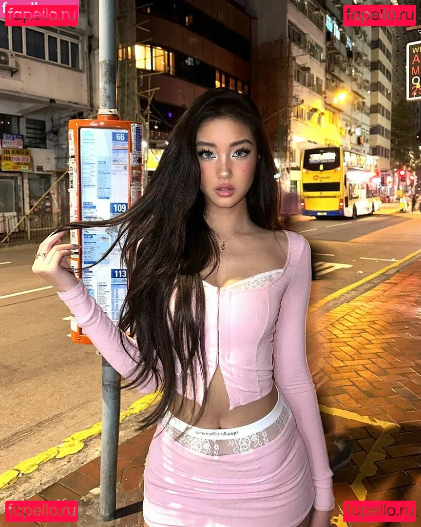 nopearii Onlyfans Photo Gallery 