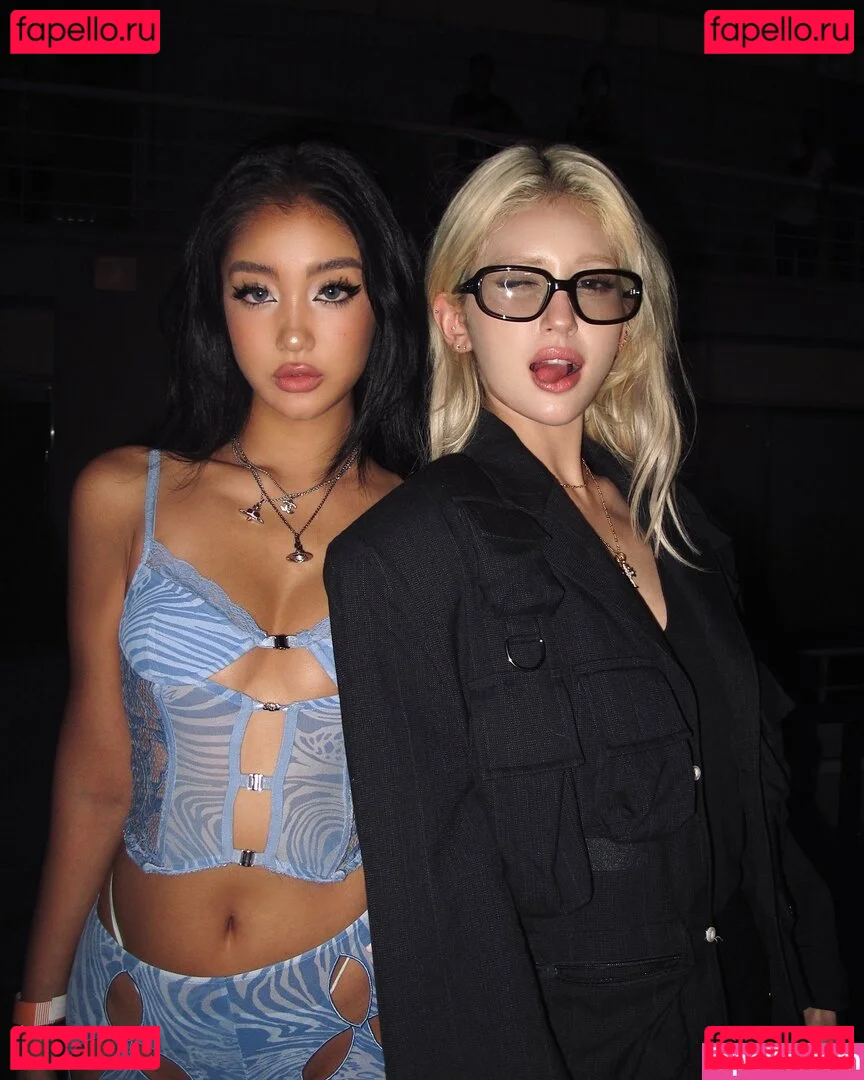 nopearii Onlyfans Photo Gallery 