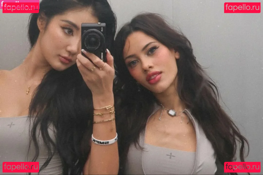 nopearii Onlyfans Photo Gallery 