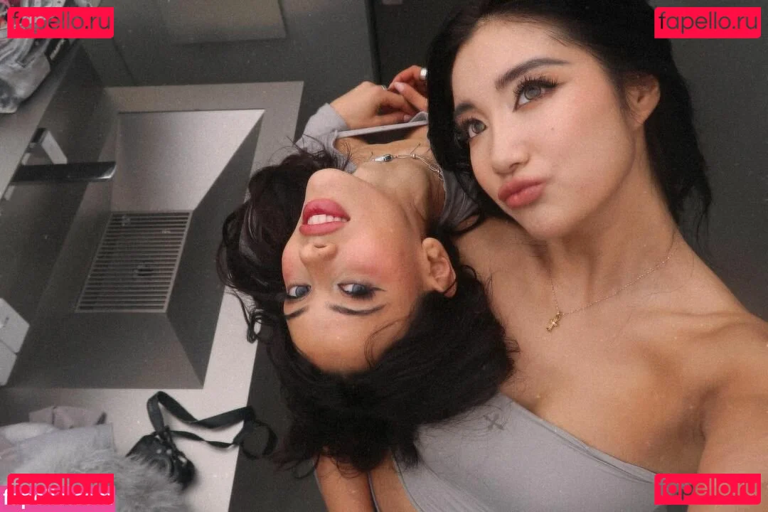 nopearii Onlyfans Photo Gallery 