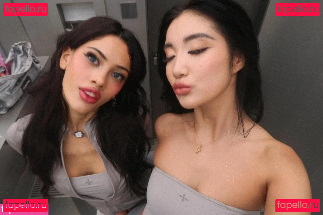 nopearii Onlyfans Photo Gallery 