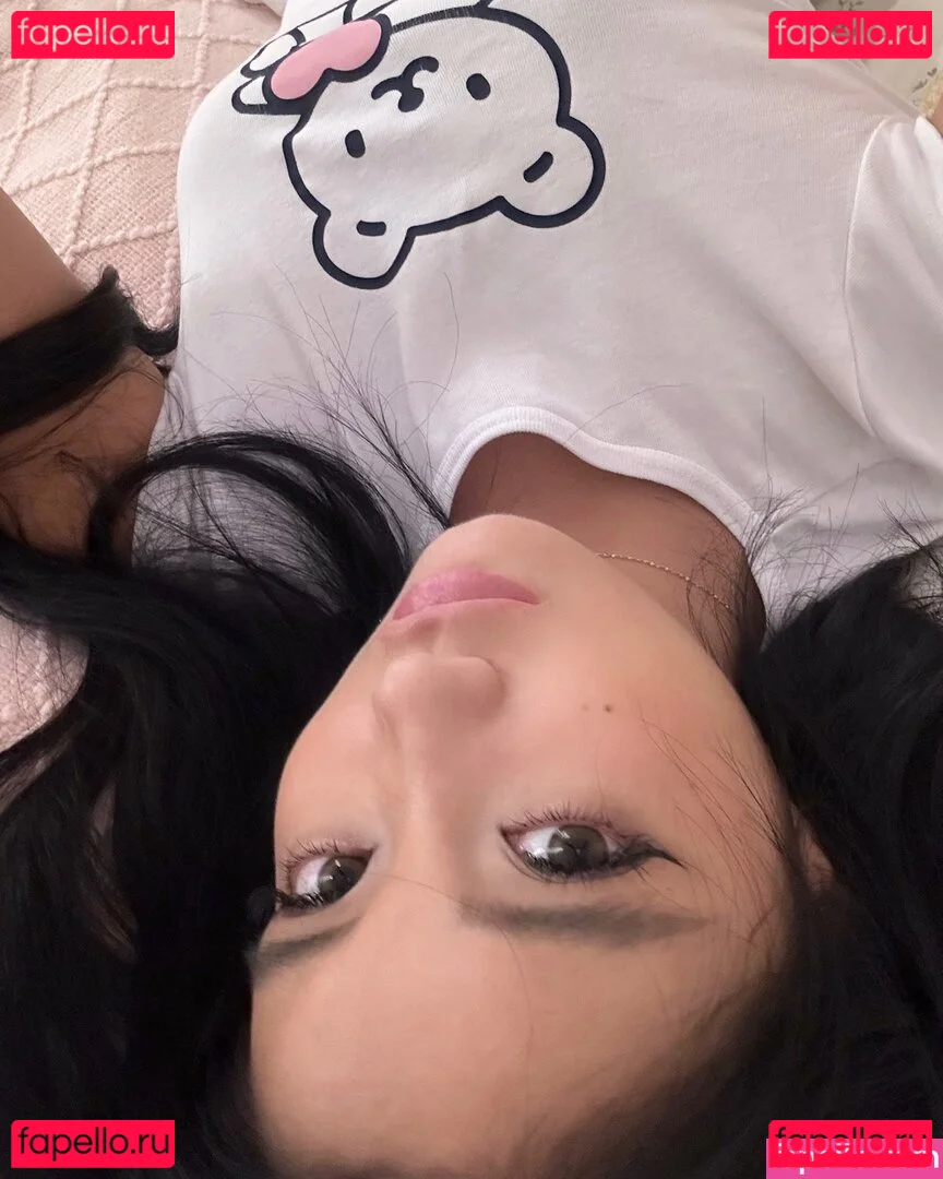 nopearii Onlyfans Photo Gallery 