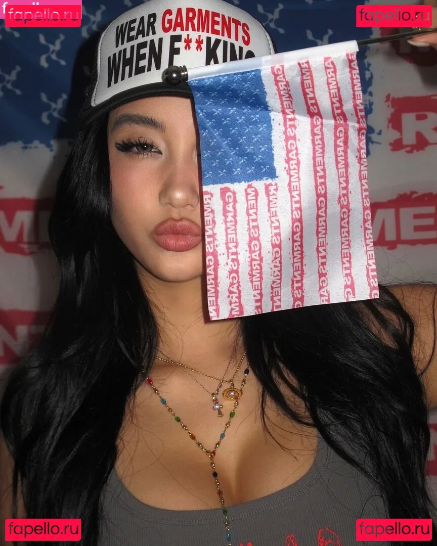 nopearii Onlyfans Photo Gallery 