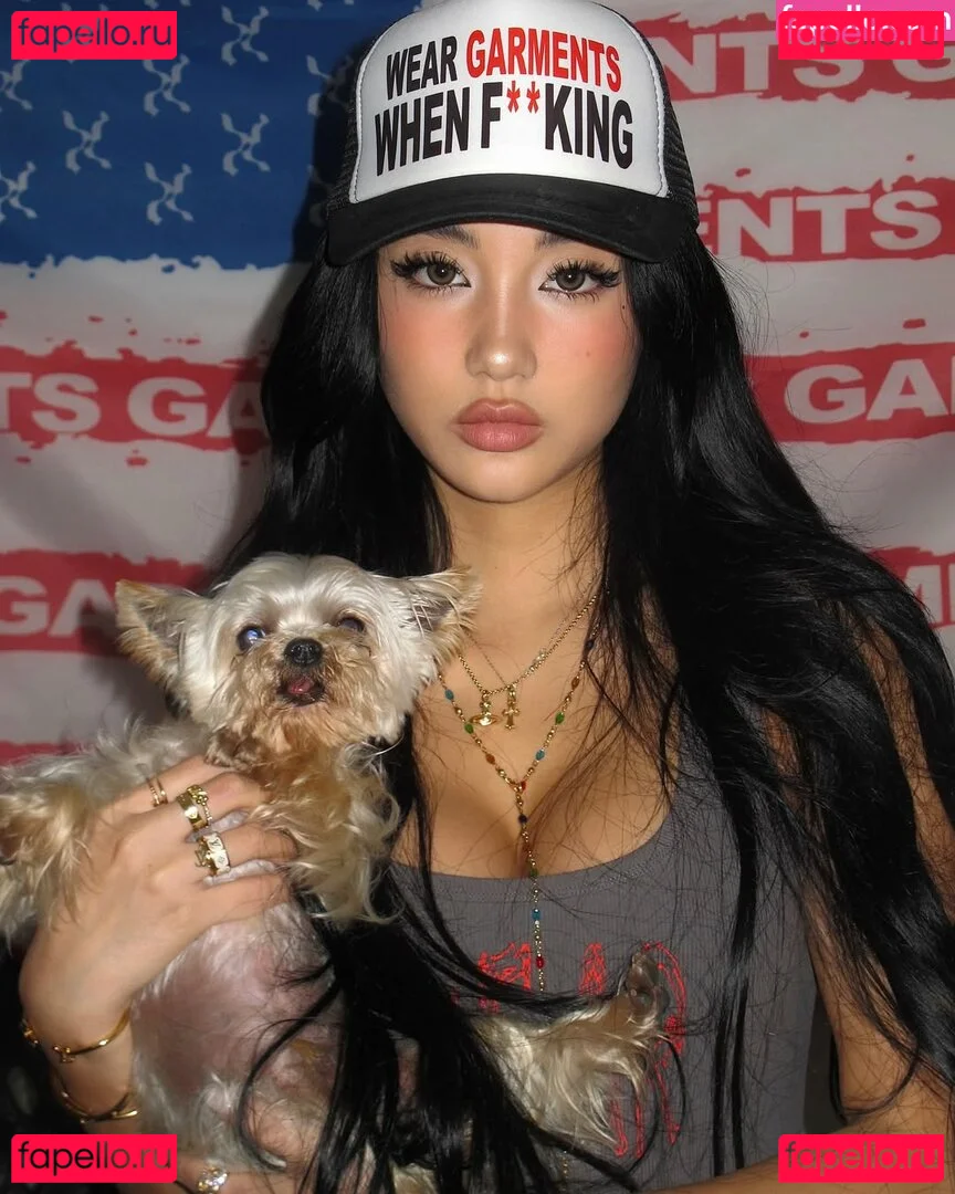 nopearii Onlyfans Photo Gallery 