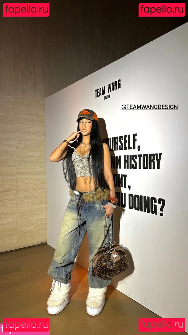 nopearii Onlyfans Photo Gallery 