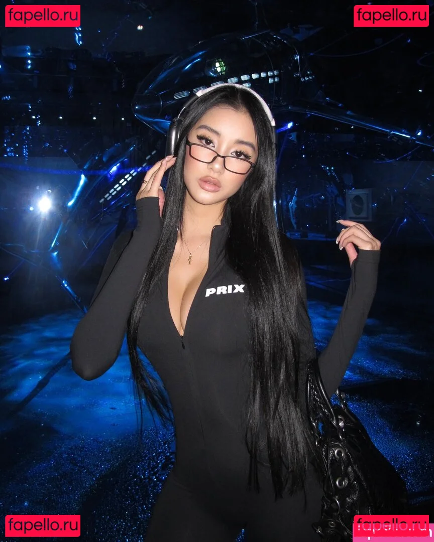 nopearii Onlyfans Photo Gallery 