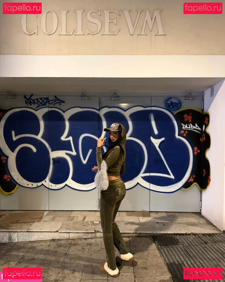 nopearii Onlyfans Photo Gallery 