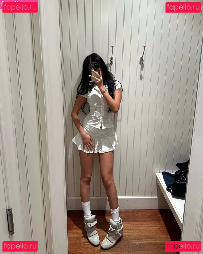 nopearii Onlyfans Photo Gallery 