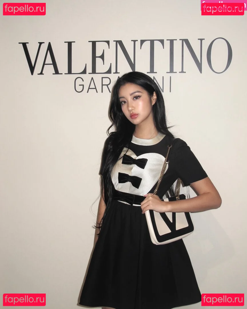 nopearii Onlyfans Photo Gallery 