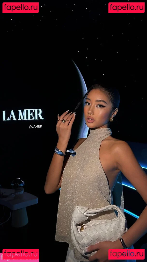 nopearii Onlyfans Photo Gallery 