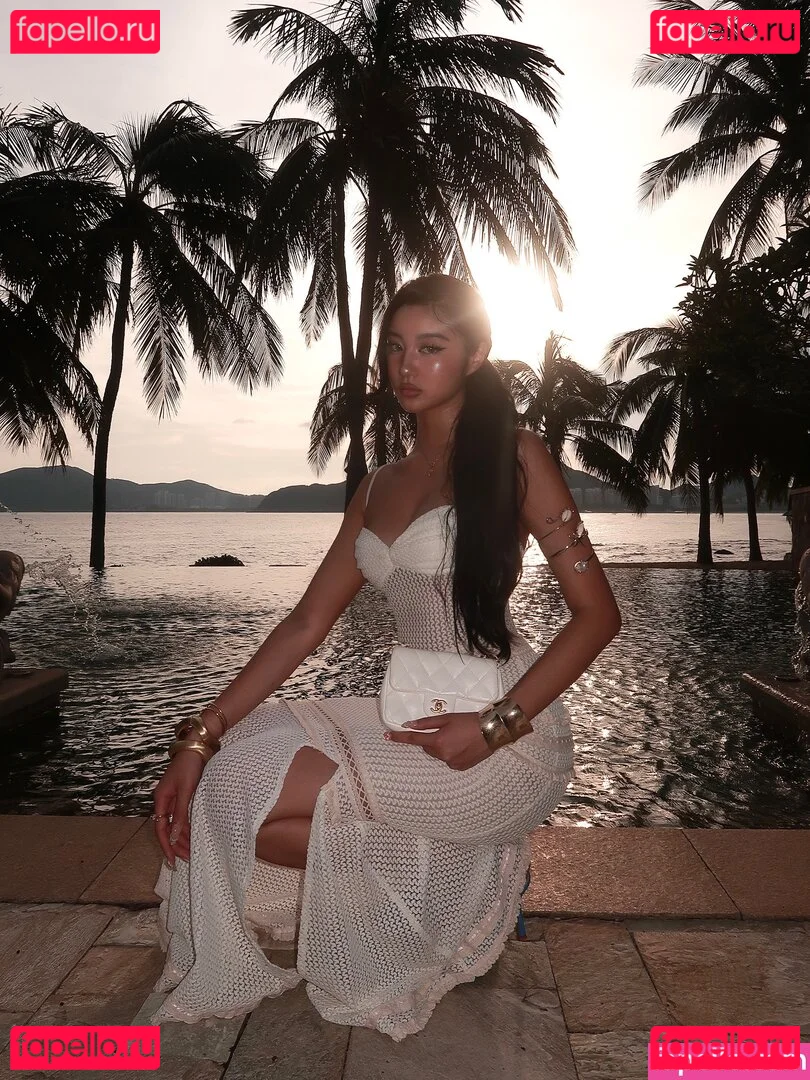 nopearii Onlyfans Photo Gallery 