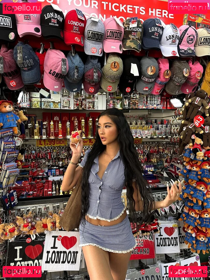 nopearii Onlyfans Photo Gallery 