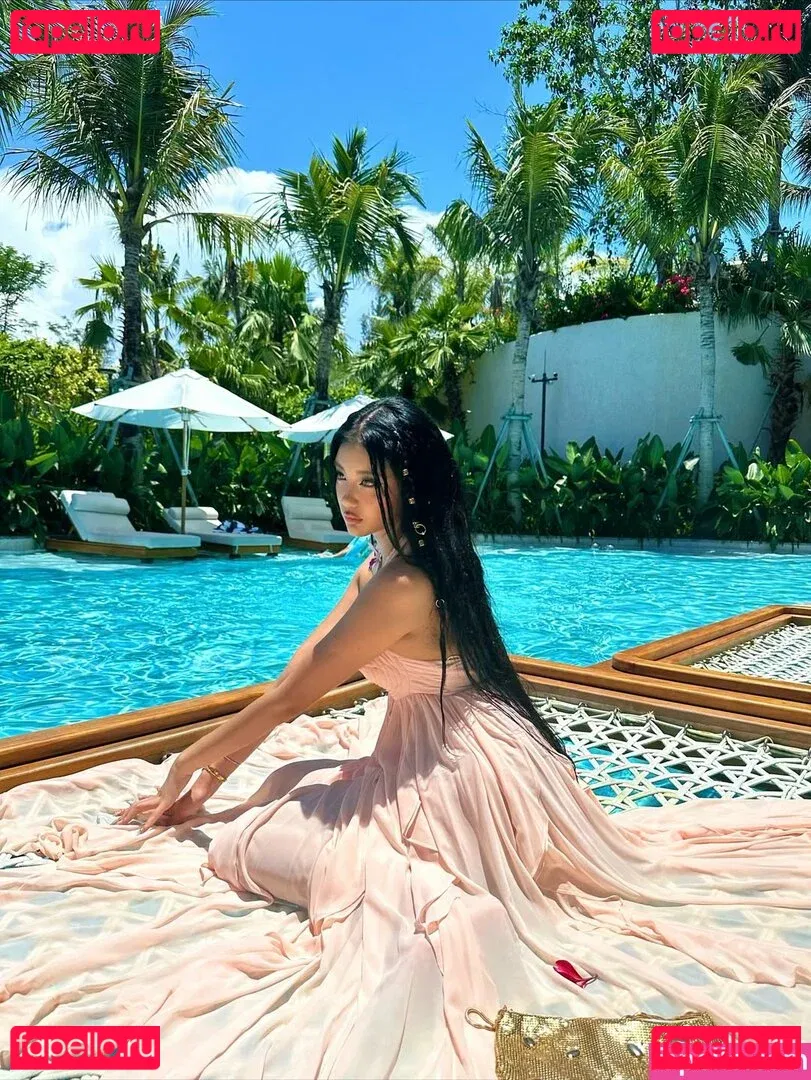 nopearii Onlyfans Photo Gallery 