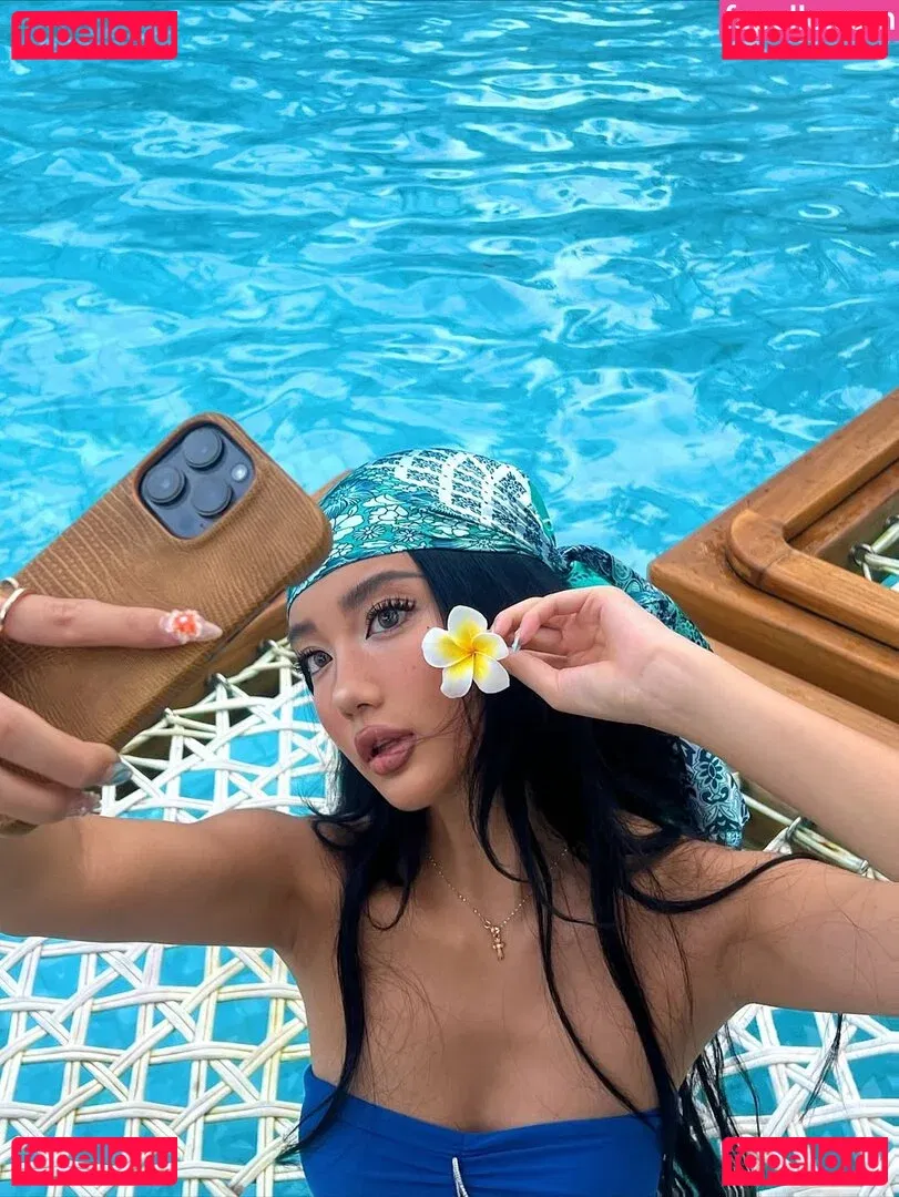 nopearii Onlyfans Photo Gallery 