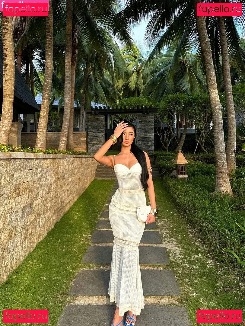 nopearii Onlyfans Photo Gallery 