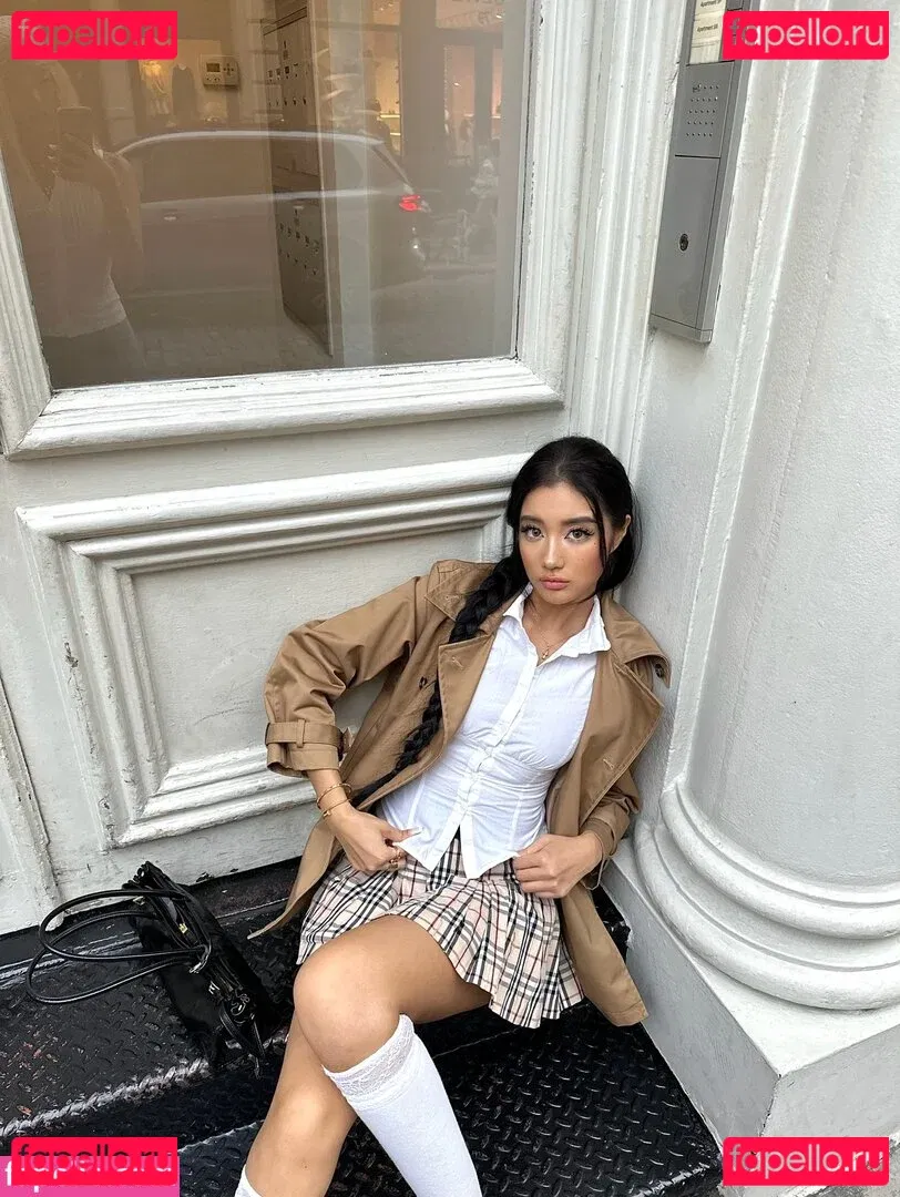 nopearii Onlyfans Photo Gallery 